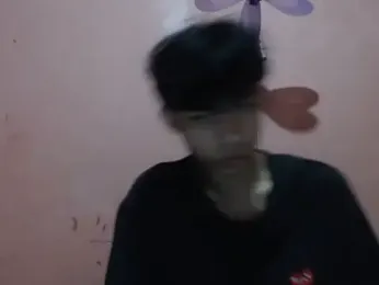 Kyoshi_19 webcam model stream image