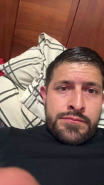 azari92 webcam model stream image