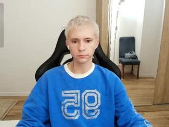 max_gen webcam model stream image