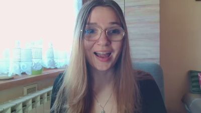 EllyHEARTx webcam model stream image