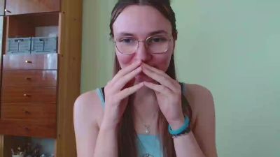 EllyHEARTx webcam model stream image