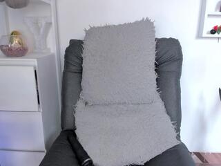 Alanis Morgan webcam model stream image
