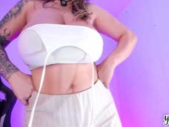 yesikasaenz webcam chaturbate model stream image