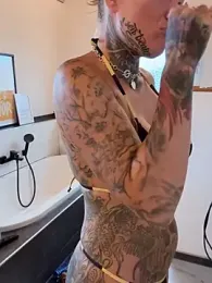 redNatified webcam stripchat model stream image