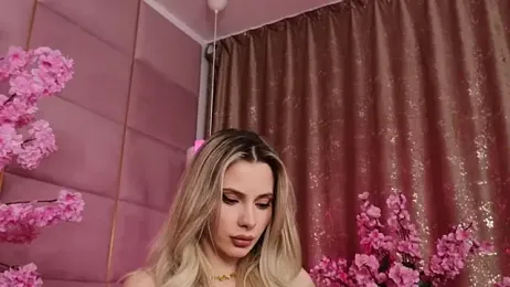 Elliblue webcam stripchat model stream image