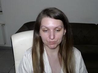 Rebekah Clarke webcam model stream image