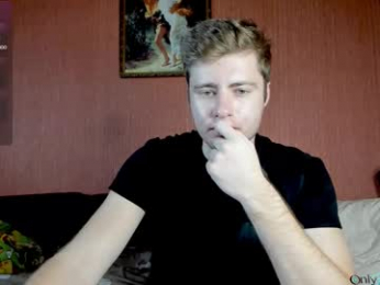 hornyblondieboyy webcam chaturbate model stream image