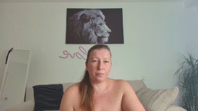 SquirtMadame webcam model stream image