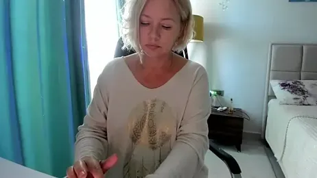 Colette__1977 webcam model stream image