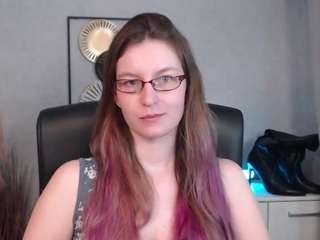 emmatease94 webcam model stream image