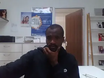 TPNUTS webcam model stream image