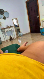 Bembeleza webcam model stream image