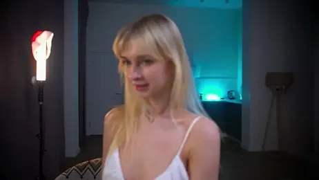 hereandnows_ webcam stripchat model stream image