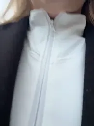 Liza_risky webcam model stream image