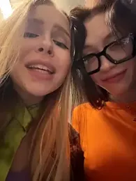 Liza_risky webcam model stream image