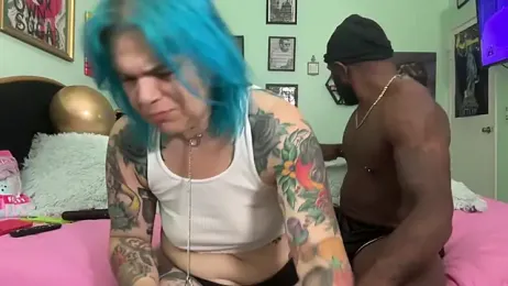 CherryBombBomb webcam model stream image