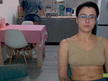 dreamteamgirls webcam model stream image