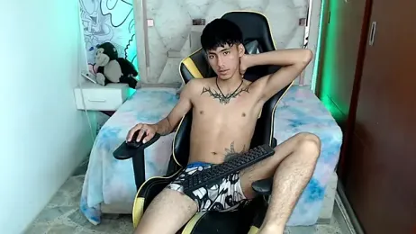 yiisu_ webcam model stream image