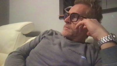 Axl_hot webcam cam4 model stream image