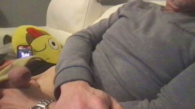 Axl_hot webcam cam4 model stream image