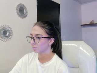 maeve-ds webcam model stream image