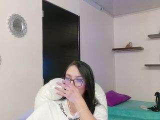 maeve-ds webcam model stream image