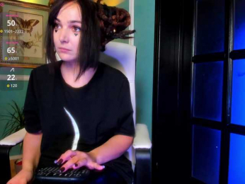 Moona-One webcam bongacams model stream image