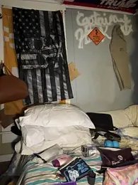 CaptHook931 webcam model stream image