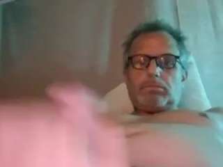 1maybeck webcam model stream image