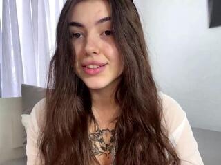 Shanelle Junkin webcam model stream image