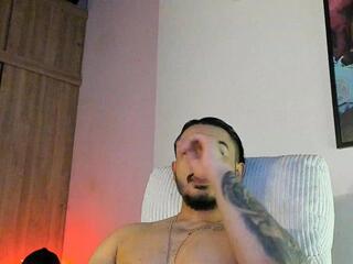 Justin Whitte webcam model stream image