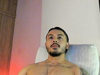 Justin Whitte webcam model stream image