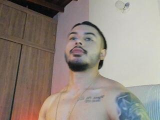 Justin Whitte webcam model stream image