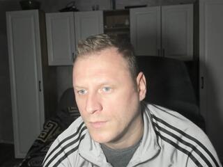 Alexandru S webcam model stream image