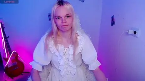 Emily_Nyaffee webcam model stream image