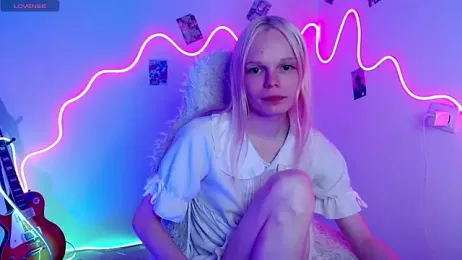 Emily_Nyaffee webcam model stream image