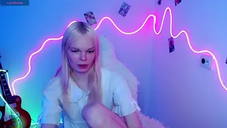 Emily_Nyaffee webcam model stream image