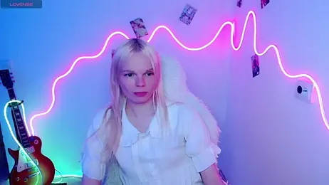 Emily_Nyaffee webcam model stream image