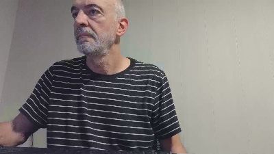 Herbamare webcam model stream image