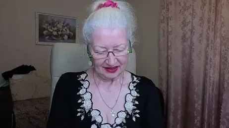 Maya_Mayflower webcam model stream image