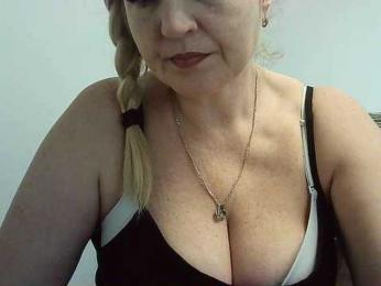 Multiply-orgazm webcam bongacams model stream image