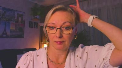 VanessaLUX webcam model stream image