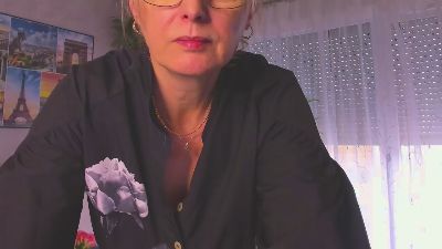 VanessaLUX webcam model stream image