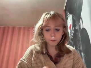 alysestrawn webcam model stream image