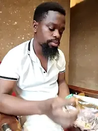 Chocolate_factory_man webcam model stream image