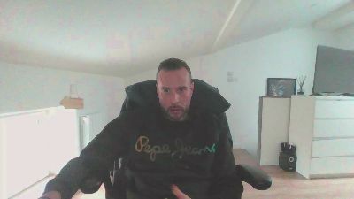 pierre752 webcam model stream image