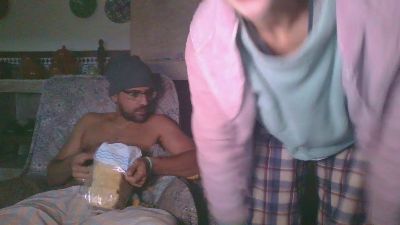 Quenomirees webcam model stream image