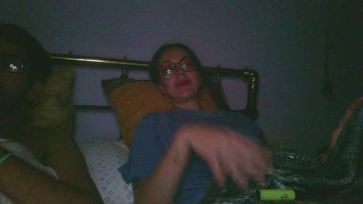 Quenomirees webcam model stream image