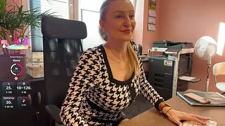 legsLONG webcam model stream image