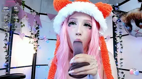 MilkyCute webcam model stream image